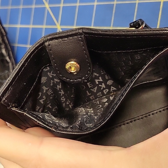 Kate Spade Patent Black Card Holder Wallet 5.5" x 4" x 0.5" Preowned - Picture 11 of 13